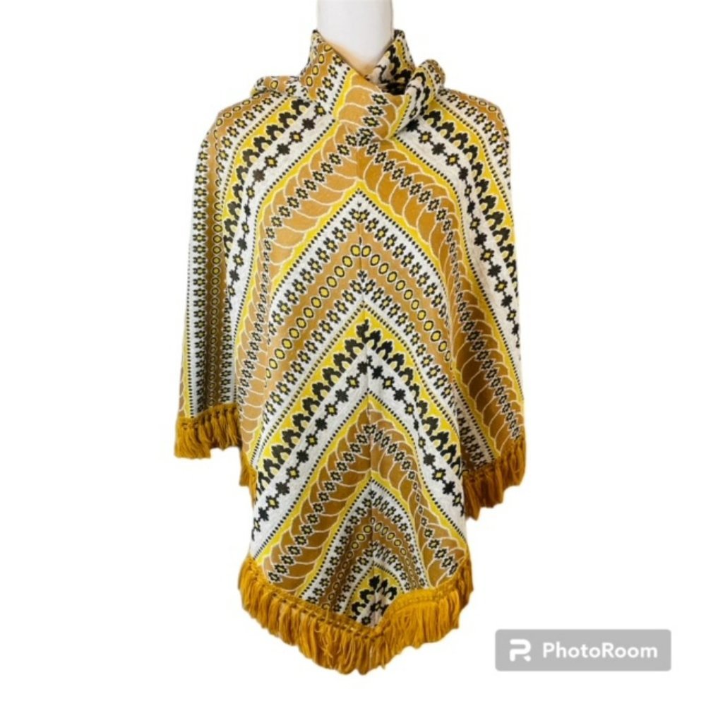 Vintage 1970 Patterned Fringe Cape Poncho